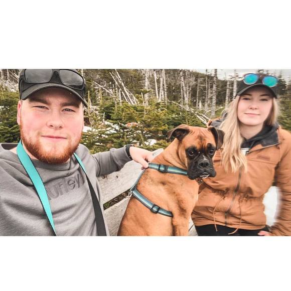 Meet your Posher, Britt - Picture 1 of 1